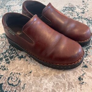 Eastland Newport Women's Brown Leather Slip-On Clogs